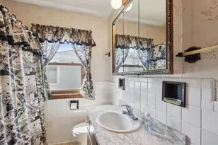 208 N Main St, Verona, WI 53593 - Photo 29