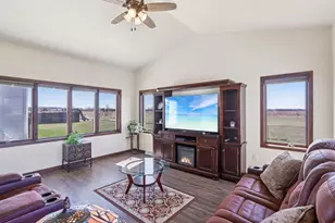 W2821 Fonda Ln, Belleville, WI 53508 - Photo 15