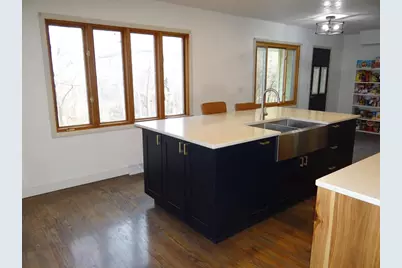 1201 S River Road, Janesville, WI 53546 - Photo 9