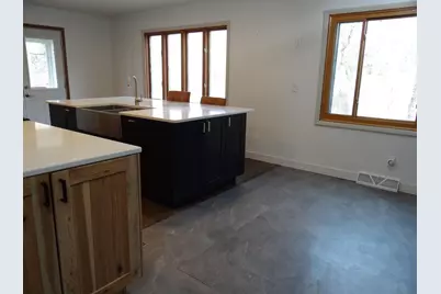 1201 S River Road, Janesville, WI 53546 - Photo 7