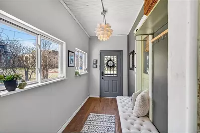 1971 E Washington Avenue, Madison, WI 53704 - Photo 3