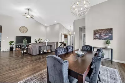 1823 S Brooklyn Drive, Stoughton, WI 53589 - Photo 15