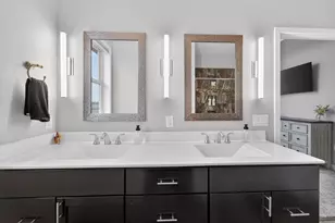 1823 S Brooklyn Dr, Stoughton, WI 53589 - Photo 25