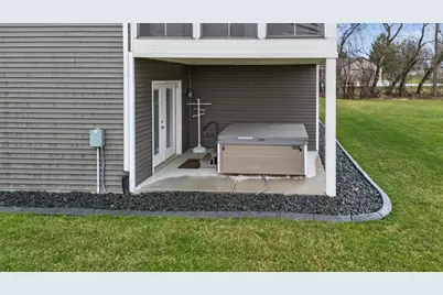 1823 S Brooklyn Drive, Stoughton, WI 53589 - Photo 49