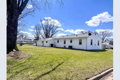 1400 S 11th Street, Prairie Du Chien, WI 53821 - Photo 5