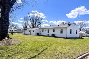 1400 S 11th St, Prairie Du Chien, WI 53821 - Photo 5