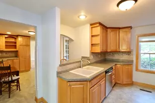 2331 W St Lawrence Ave, Beloit, WI 53511 - Photo 13