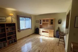 5933 Forest Ln, Fitchburg, WI 53711 - Photo 5