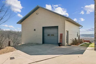 961 Whispering Lane, Hazel Green,  53811 - Photo 5