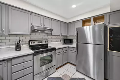 14 Maple Wood Lane #18, Madison, WI 53704 - Photo 7