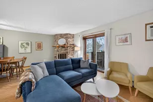 14 Maple Wood Ln, Madison, WI 53704 - Photo 3