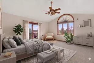 224 Deer Ridge Dr, West Bend, WI 53095 - Photo 3