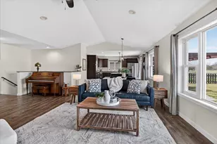 108 E 4th St, Mazomanie, WI 53560 - Photo 9