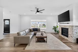 4889 Arugula Rd, Fitchburg, WI 53711 - Photo 3