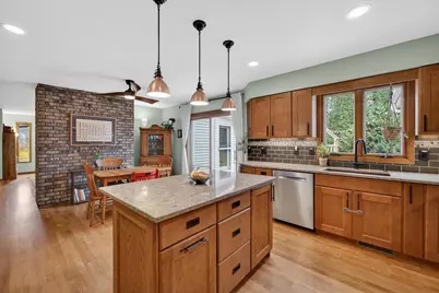 502 Nichols Road, Monona, WI 53716 - Photo 5