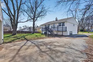 2043 Linway Dr, Beloit, WI 53511 - Photo 55