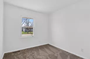 2043 Linway Dr, Beloit, WI 53511 - Photo 29