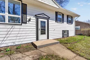 2043 Linway Dr, Beloit, WI 53511 - Photo 5