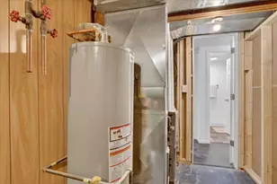 2043 Linway Dr, Beloit, WI 53511 - Photo 51