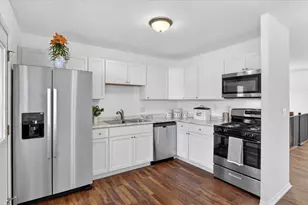 2043 Linway Dr, Beloit, WI 53511 - Photo 17