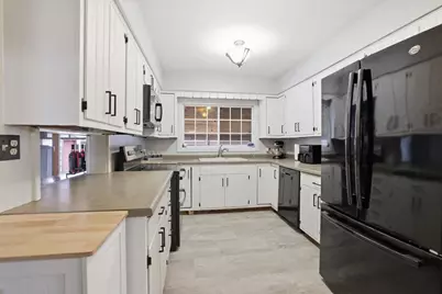 1148 W Highland Street, Whitewater, WI 53190 - Photo 5