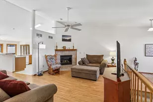 450 Concord Dr, Oregon, WI 53575 - Photo 7