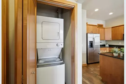 625 N Segoe Road #809, Madison, WI 53705 - Photo 11