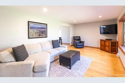 4930 Hickory Trail, Middleton, WI 53562 - Photo 15