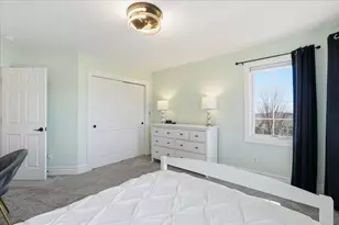 656 Rinpoche Ln, Oregon, WI 53575 - Photo 35