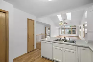 6309 Kilpatrick Ln, Madison, WI 53718 - Photo 11