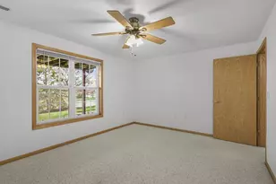 6309 Kilpatrick Ln, Madison, WI 53718 - Photo 15