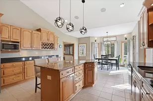 3034 Saddle Brooke Trail, Sun Prairie, WI 53590 - Photo 7