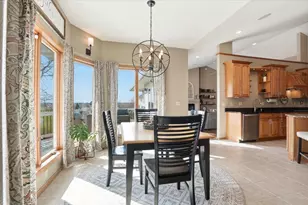 3034 Saddle Brooke Trail, Sun Prairie, WI 53590 - Photo 11