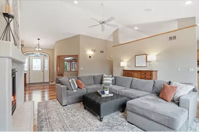 3034 Saddle Brooke Trail, Sun Prairie, WI 53590 - Photo 15