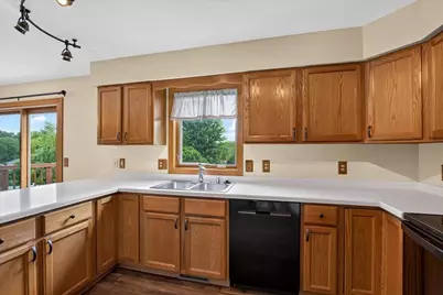 422 Oakwood Drive, Oregon, WI 53575 - Photo 15