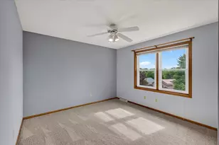 422 Oakwood Dr, Oregon, WI 53575 - Photo 35