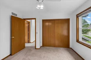 422 Oakwood Dr, Oregon, WI 53575 - Photo 33
