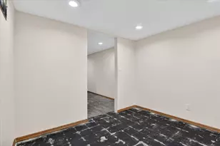 5 S Lexington Dr, Janesville, WI 53545 - Photo 27