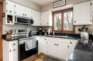 3479 Field Crest Ct, Beloit, WI 53511 - Photo 17