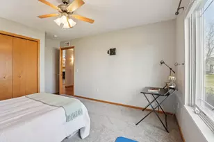 202 Douglas Dr, Brooklyn, WI 53521 - Photo 27