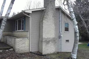 416 W Clarence St, Ridgeville, WI 53533 - Photo 27