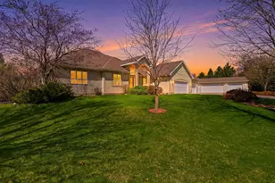 2145 Davis Hills Dr, Verona, WI 53593 - Photo 3