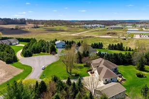 2145 Davis Hills Dr, Verona, WI 53593 - Photo 75