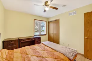 453 Cherry Hill Dr, Madison, WI 53717 - Photo 25