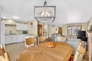 453 Cherry Hill Dr, Madison, WI 53717 - Photo 11