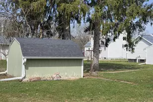 1820 Allison Park Dr, Richland Center, WI 53581 - Photo 7