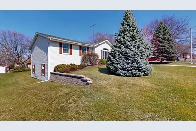 1321 Jamesway, Fort Atkinson, WI 53538 - Photo 11