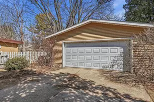 250 Dewey St, Platteville,  53818 - Photo 35