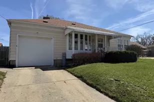 517 Moore St, Beloit, WI 53511 - Photo 3