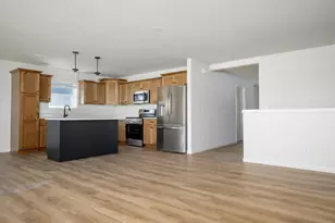 2060 Leopold Way, Sun Prairie, WI 53590 - Photo 7